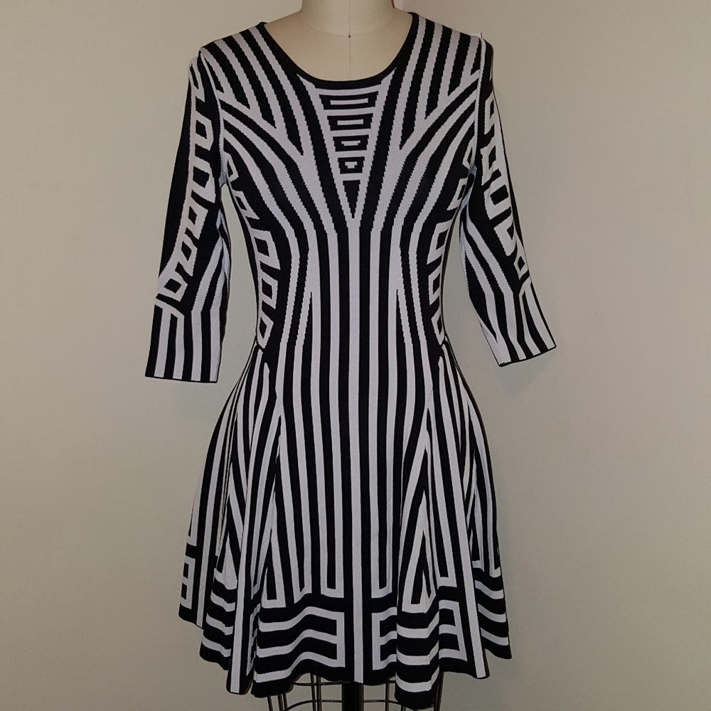 Gianni Bini Sasha medium black & tan dress